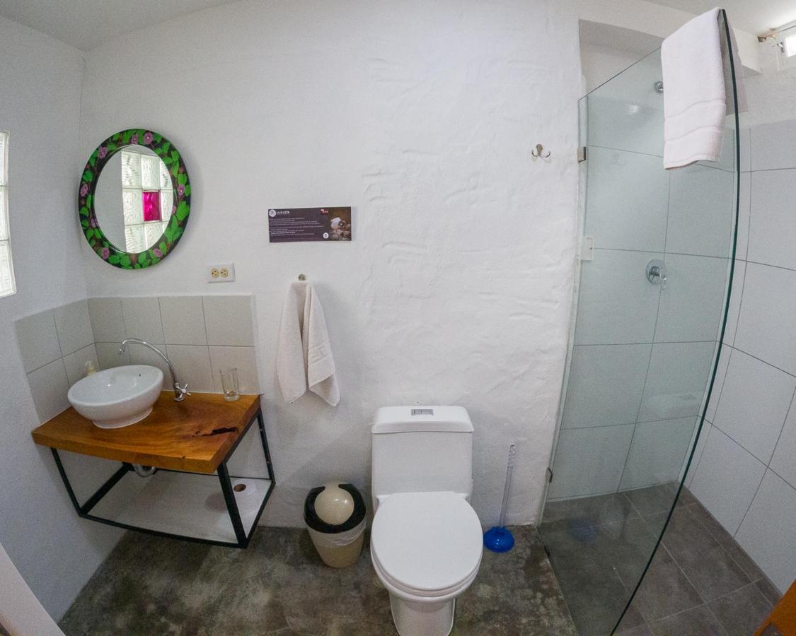 La K-Leta Boutique Guesthouse Puerto Ayora  Dış mekan fotoğraf