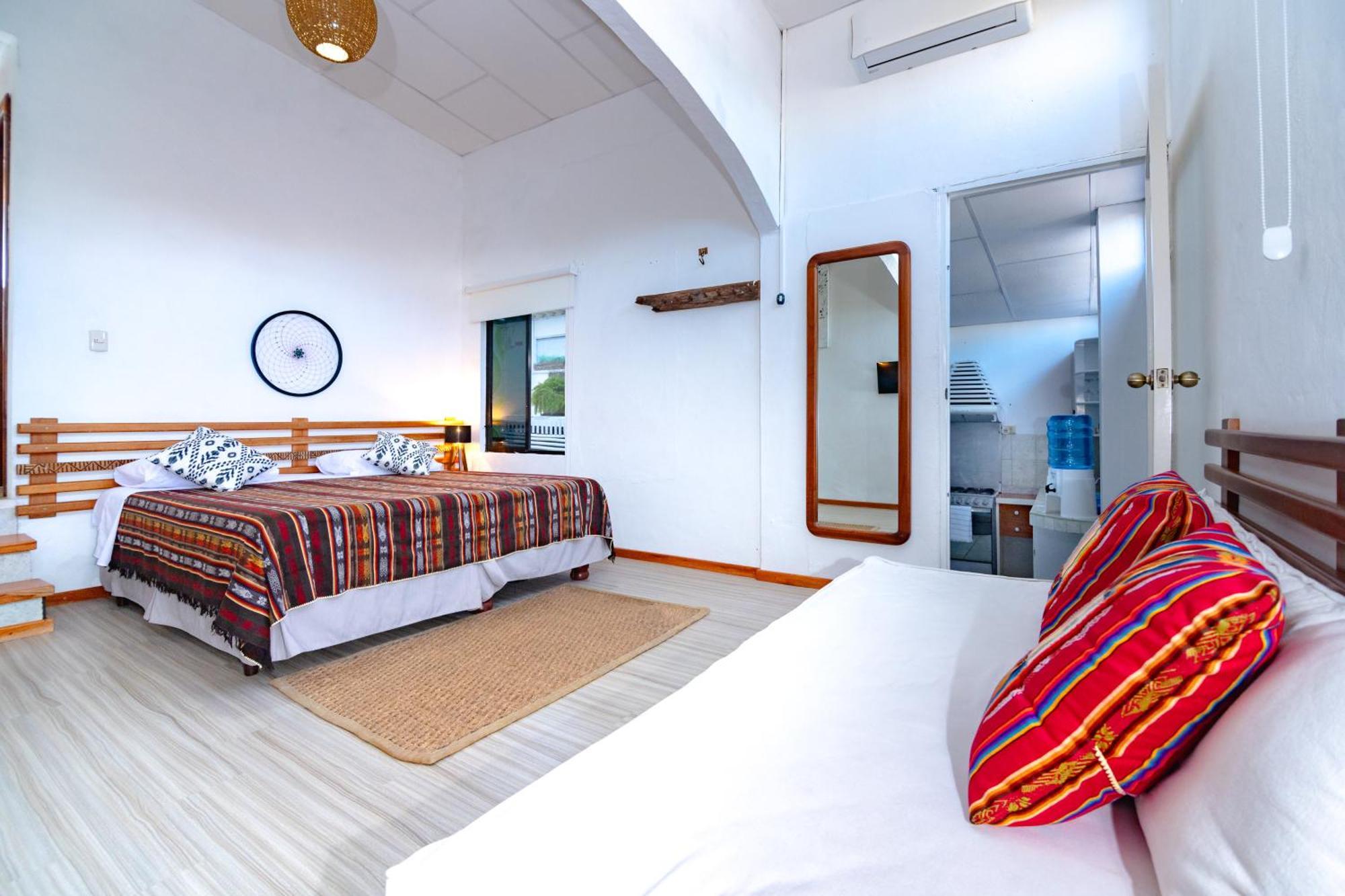 La K-Leta Boutique Guesthouse Puerto Ayora  Dış mekan fotoğraf