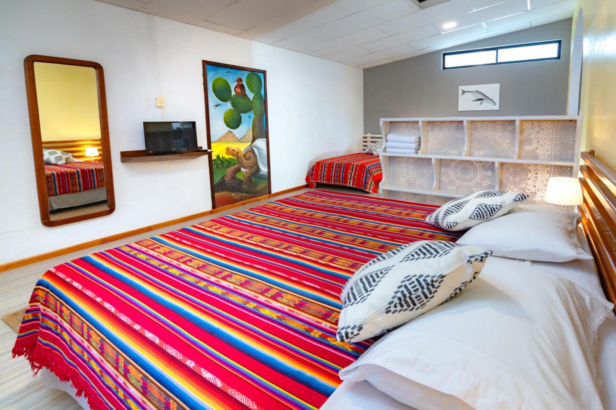 La K-Leta Boutique Guesthouse Puerto Ayora  Dış mekan fotoğraf