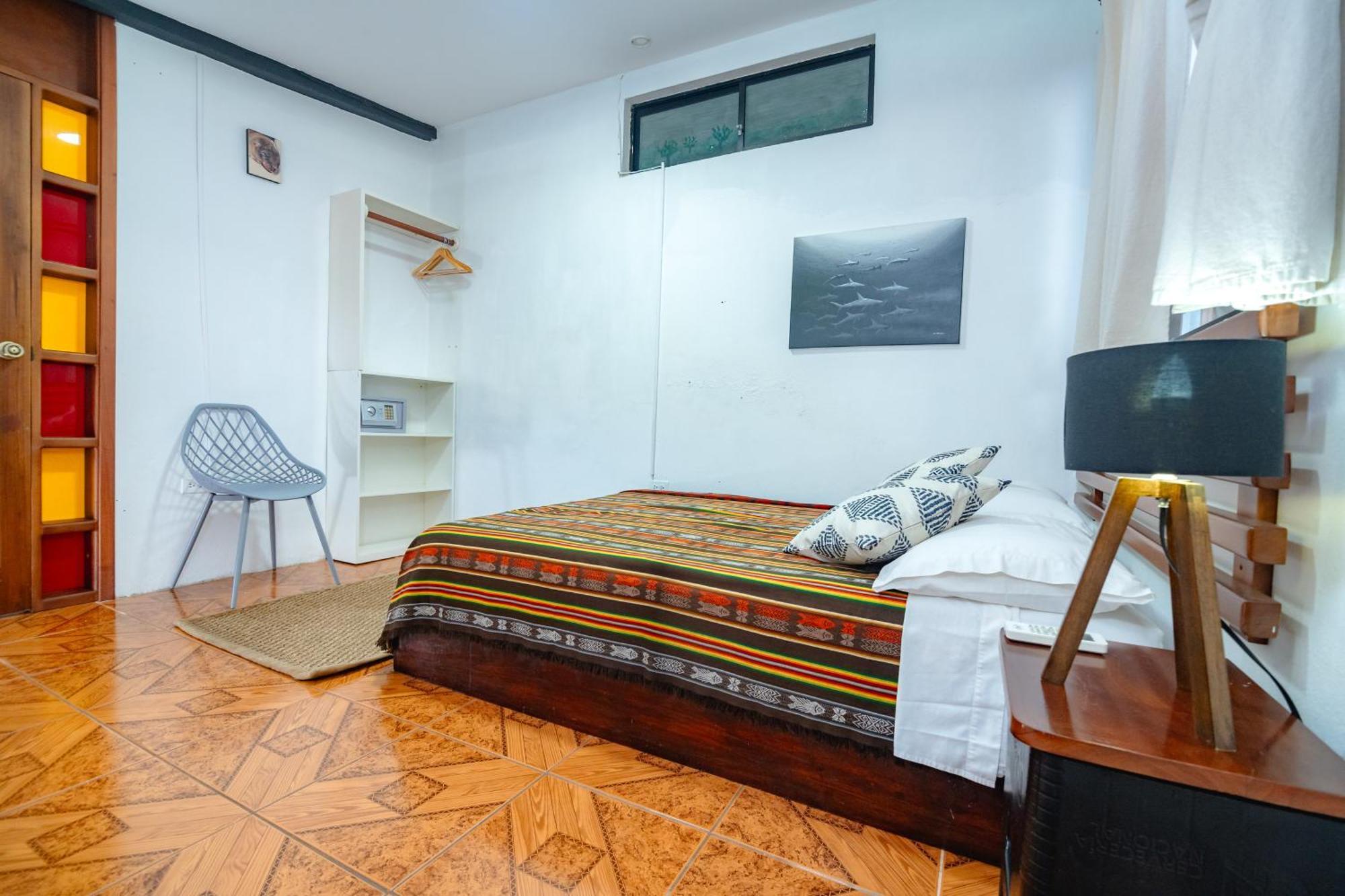 La K-Leta Boutique Guesthouse Puerto Ayora  Dış mekan fotoğraf
